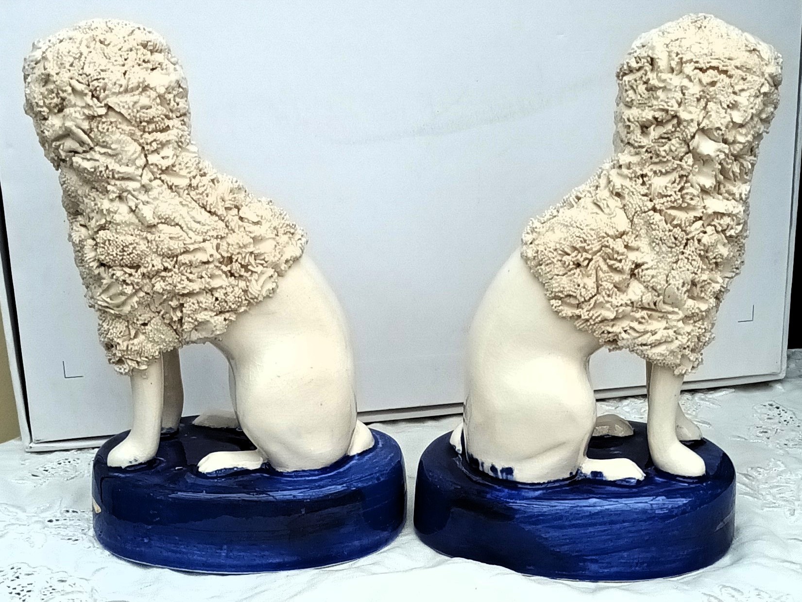Pair of Antique English Victorian Staffordshire Seated Poodles - Image 3